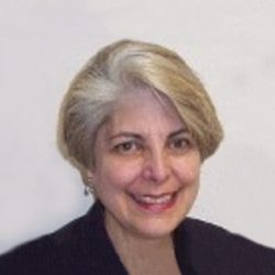 Picture of Dr. Carolyn Aidman